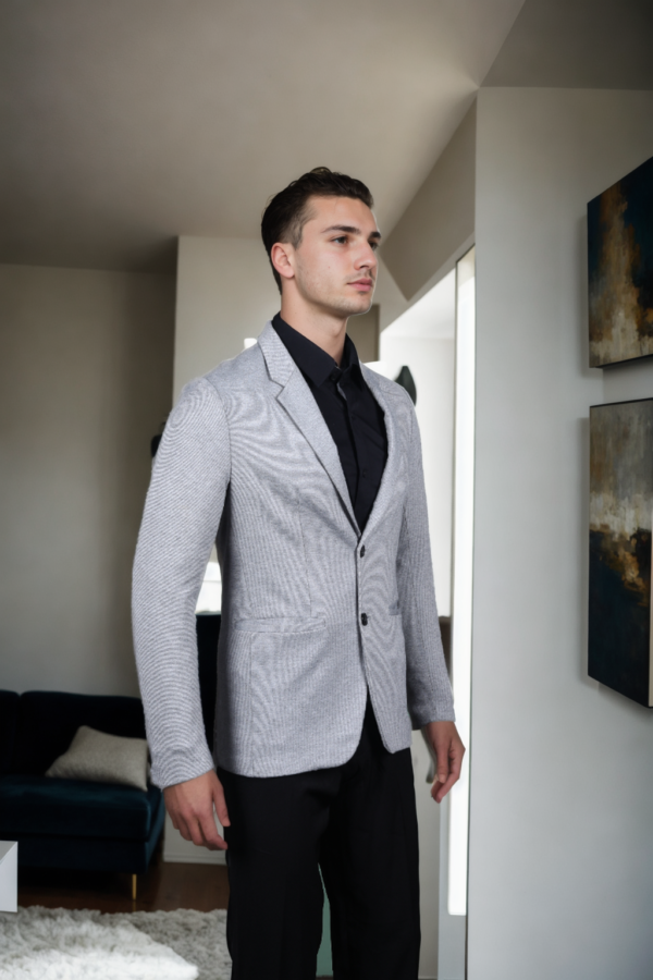 Sophisticated Grey Blazer - Notched Lapel Collar, Front Open & Full Sleeves for Modern Elegance - Image 3