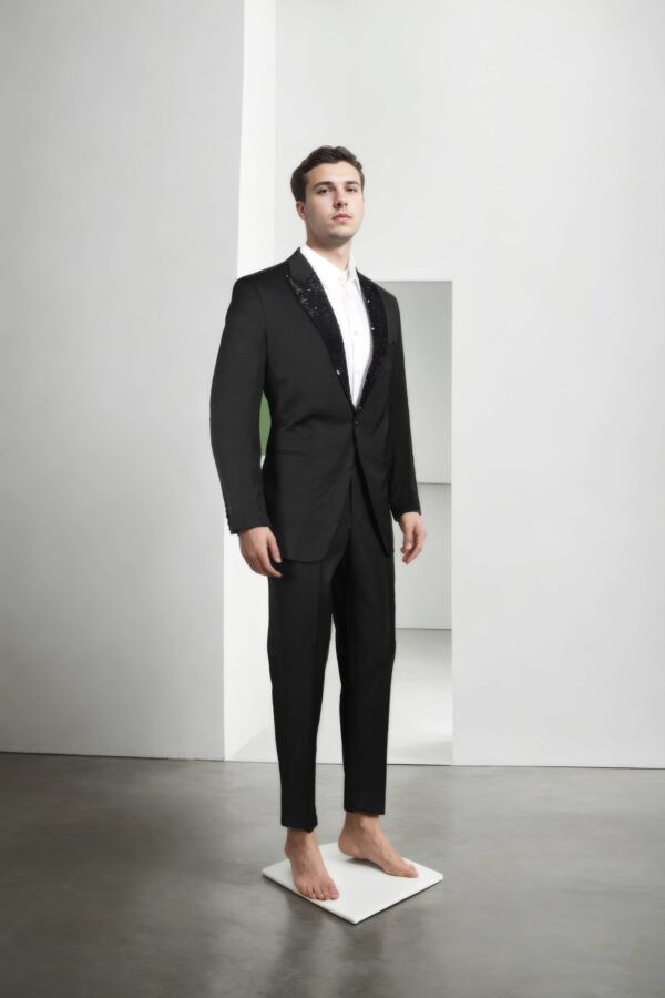 Classic Black Suit with Notched Lapels and Sequins Collar - Perfect for Weddings & Formal Events - Image 2