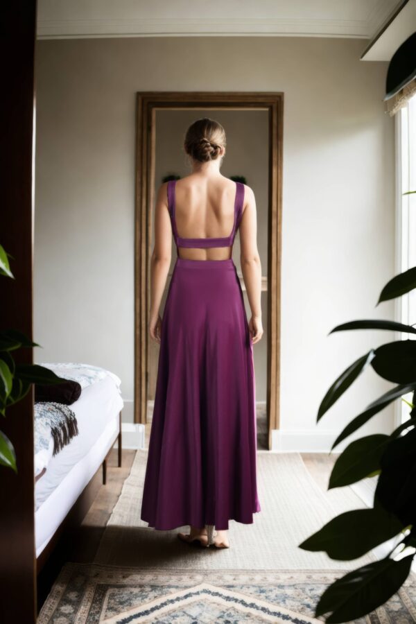 Wine Wool 2-Piece A-Line Gown with Padded Stretchable Gown - Elegant Formal Wear - Image 3