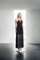 Elegant Black Strapless Gown with Deep V Neckline - Sleeveless Long-Length Gown for Formal Events