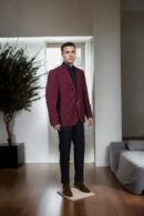 Luxurious Wine Denim Blazer with Notch Lapel Collar, Long Sleeves, Double-Button Closure, Flap & Chest Welt Pockets, Attached Lining & Double-Vented Back Hem - Perfect for Formal & Stylish Events